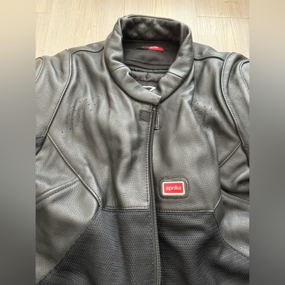 ALPINESTARS TECHNO APRILIA 
Mens Leather Motorbike Jacket Size L - Picture 3 of 10